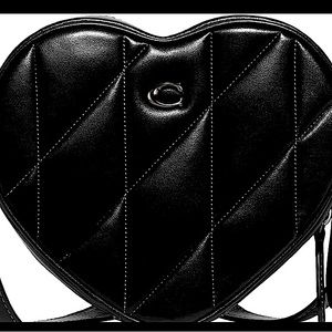 Coach Womens Quilted Leather Heart Crossbody